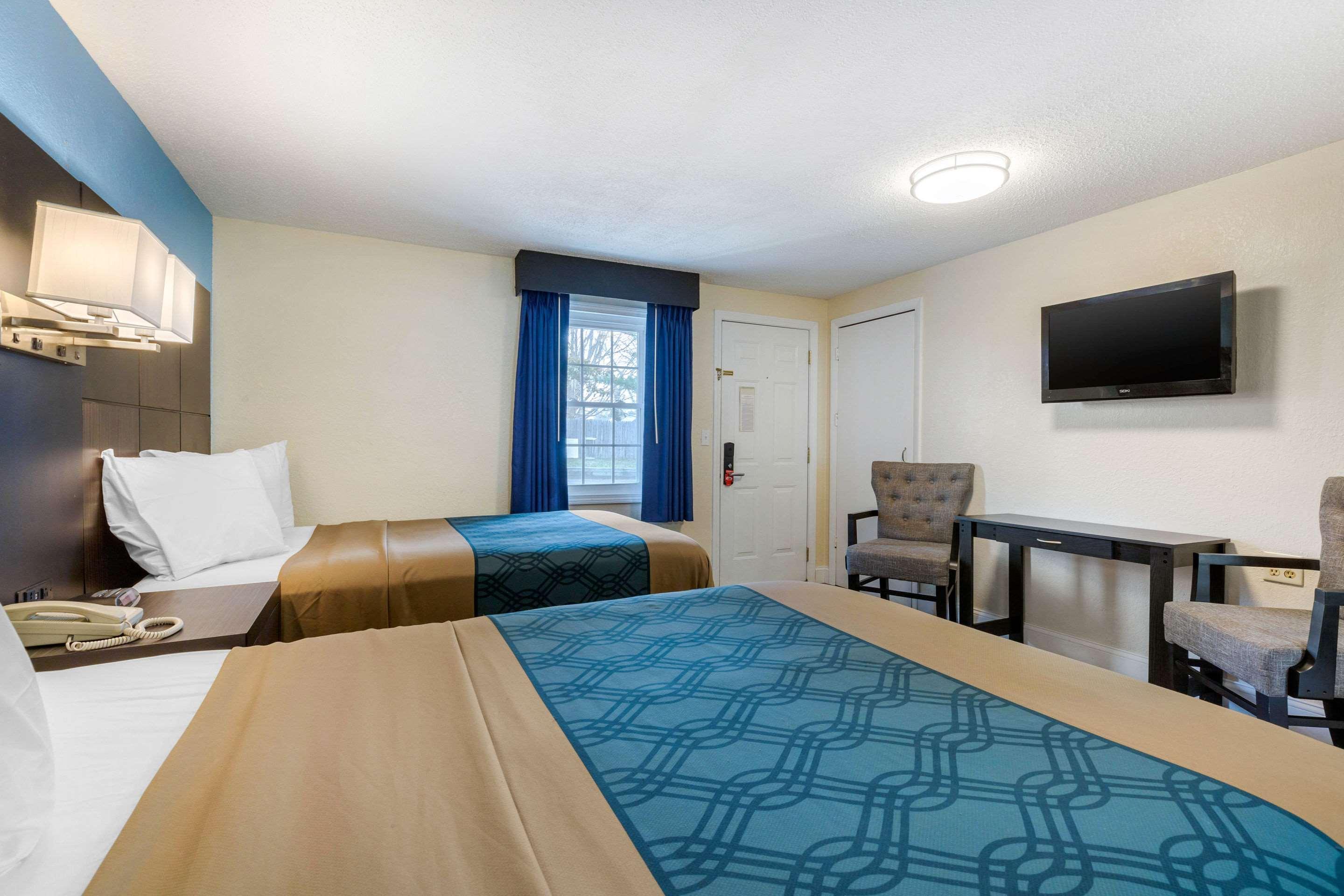 Econo Lodge By Choice - Cape Cod Уэст-Ярмут Экстерьер фото
