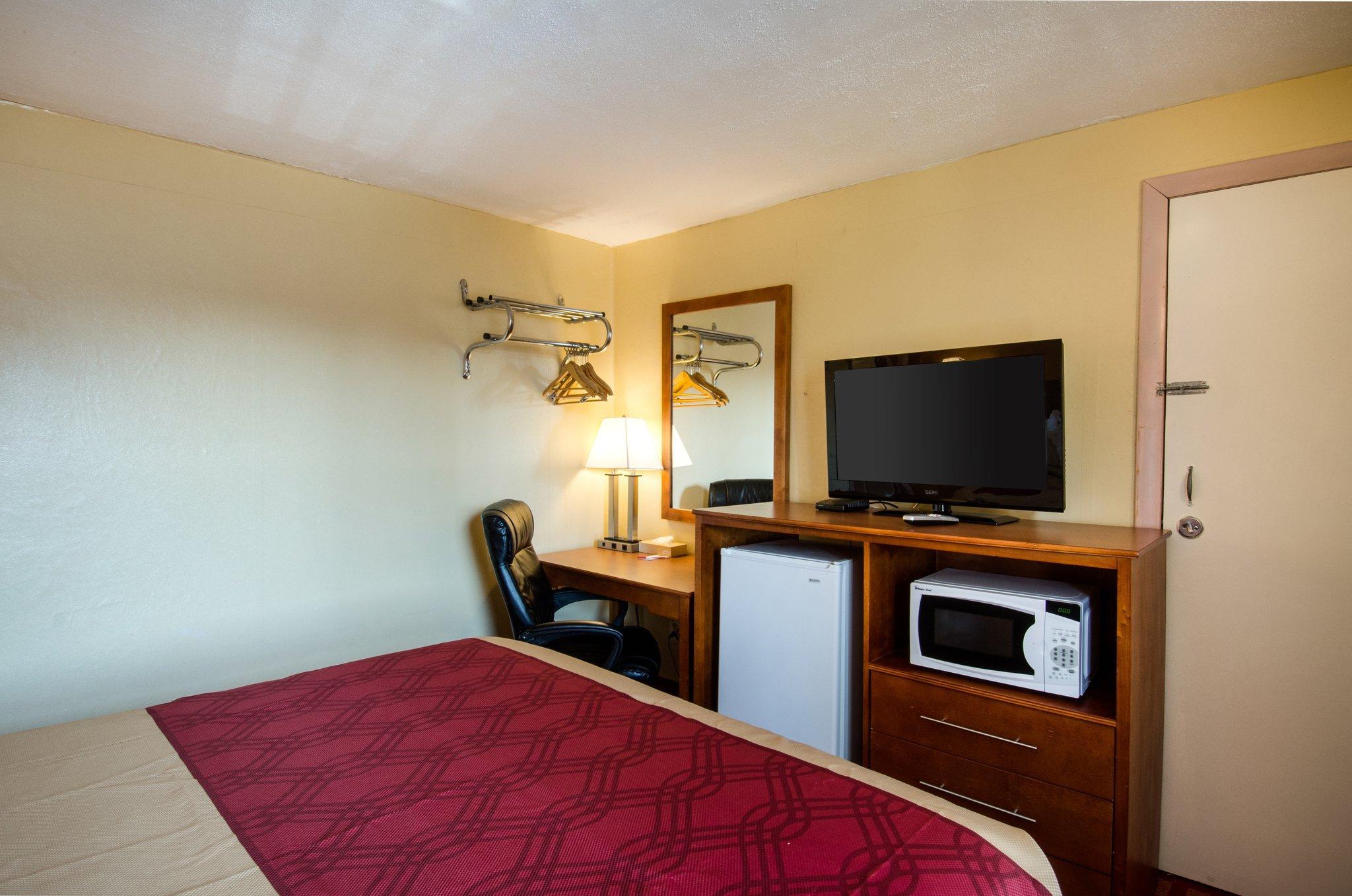 Econo Lodge By Choice - Cape Cod Уэст-Ярмут Экстерьер фото