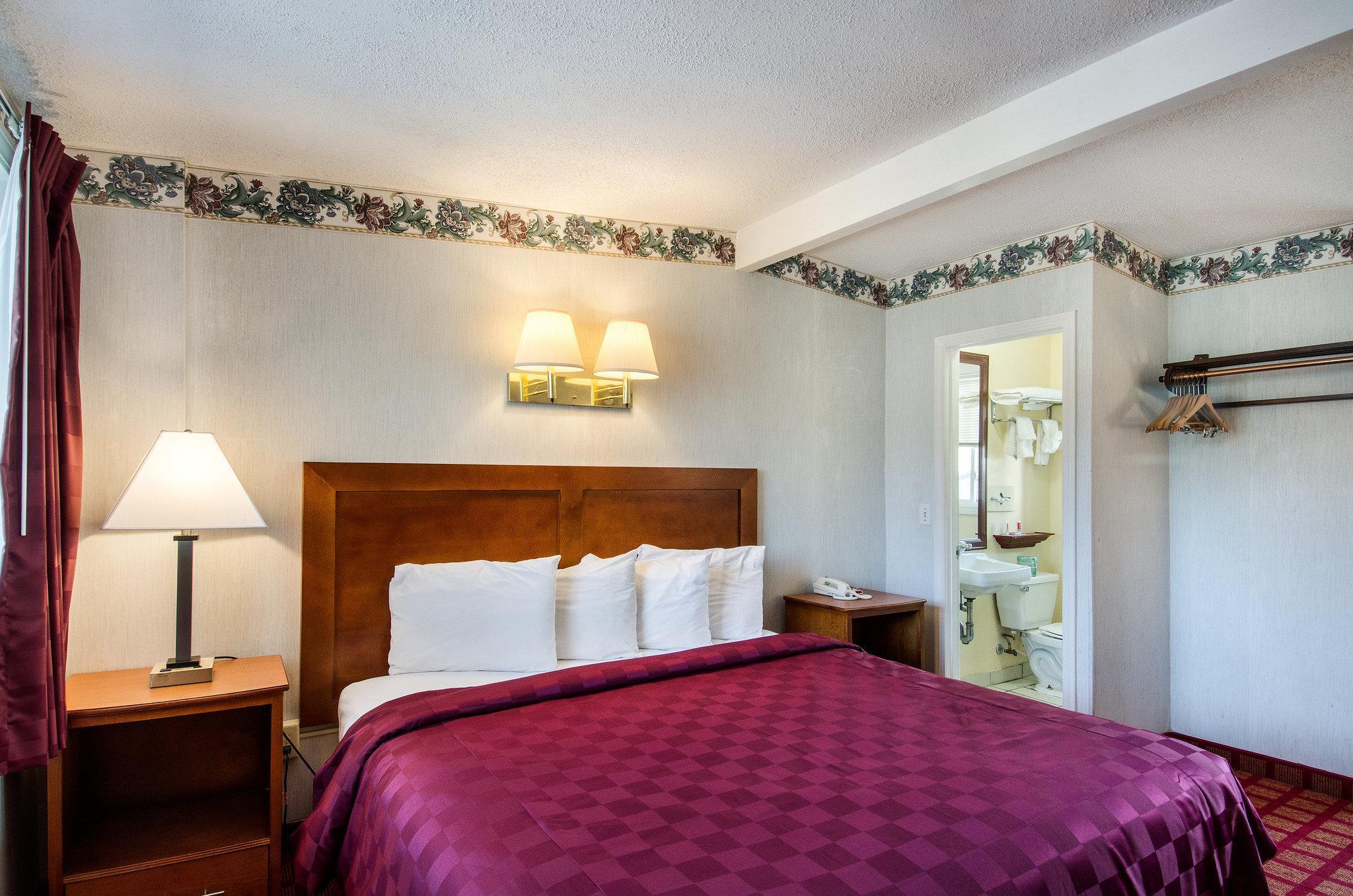 Econo Lodge By Choice - Cape Cod Уэст-Ярмут Экстерьер фото